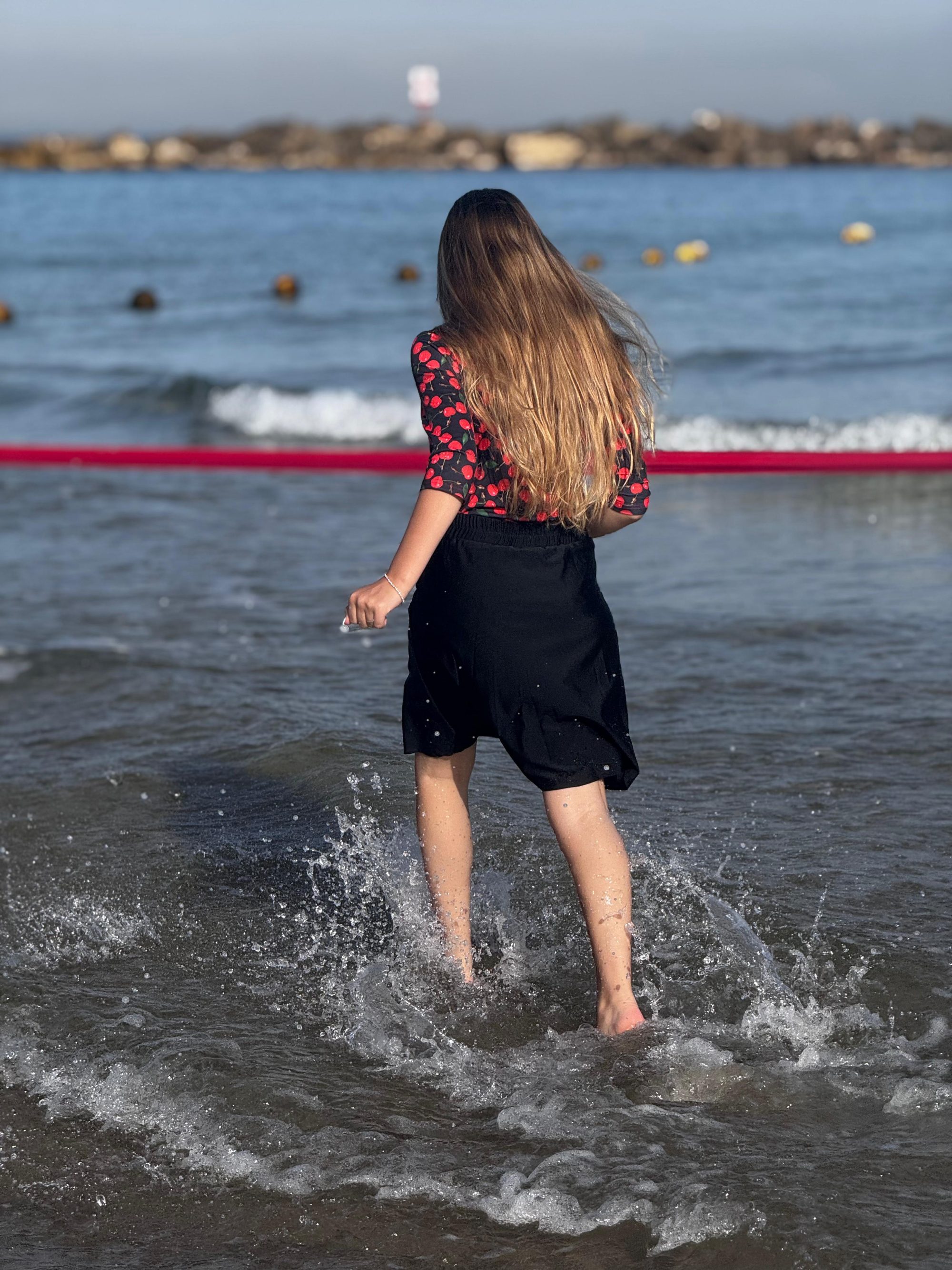 ⁦בגד ים דובדבנים⁩ – תמונה ⁦3⁩